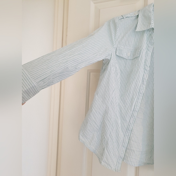 BNWOT Womens Size 6 Long Sleeve adjustable business shirt, striped, button up. - Picture 3 of 12